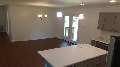 2975 Charlotte Hwy in Mooresville, NC - Building Photo - Building Photo