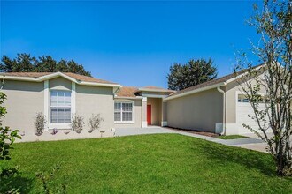 619 Regency Way in Kissimmee, FL - Foto de edificio - Building Photo