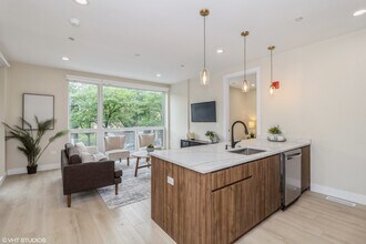 ILUX in Chicago, IL - Building Photo - Building Photo