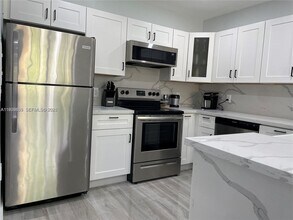 2031 Renaissance Blvd in Miramar, FL - Building Photo - Building Photo