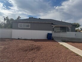 1336 Darmak Dr in Las Vegas, NV - Building Photo