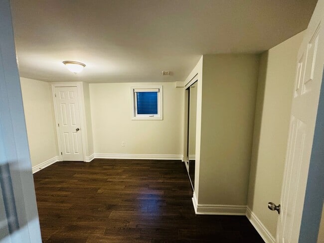 80 Drake Blvd in Brampton, ON - Building Photo - Building Photo