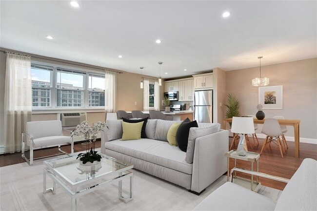 property at 1 Congress St
