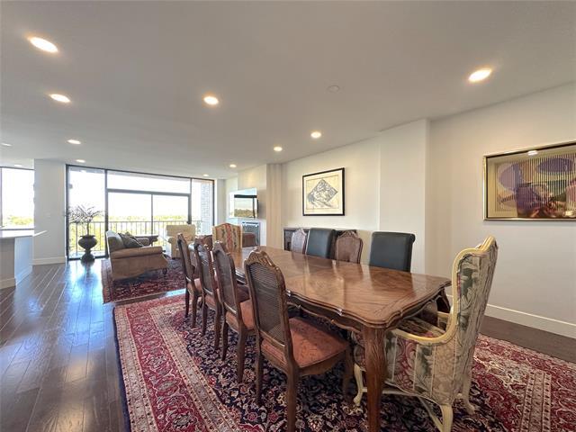 5200 Keller Springs Rd in Dallas, TX - Building Photo - Building Photo