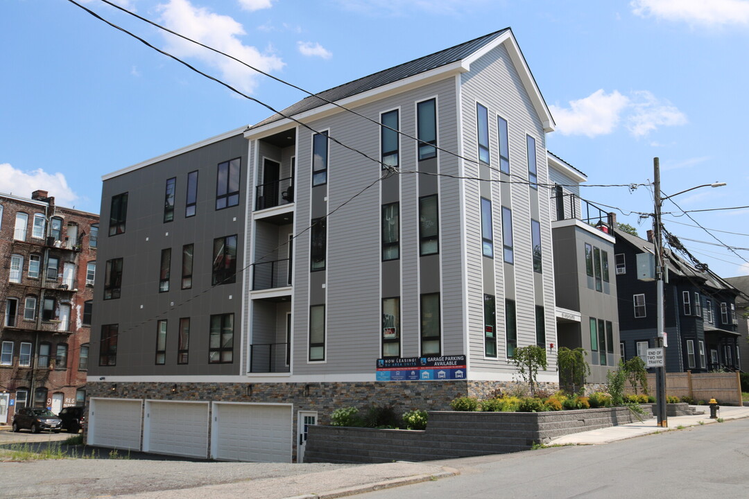 16 Highgate St, Unit 101 in Boston, MA - Foto de edificio