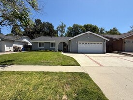 880 Ashford St in Simi Valley, CA - Building Photo