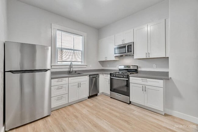 property at 1630 California St