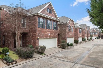 1518 Olive Park in Houston, TX - Building Photo - Building Photo