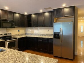 2133 Bougainvillea St in Sarasota, FL - Building Photo - Building Photo