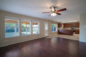 8315 Cardamon Ln in Baytown, TX - Building Photo - Building Photo