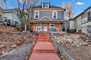 1125 Manitou Ave in Manitou Springs, CO - Building Photo