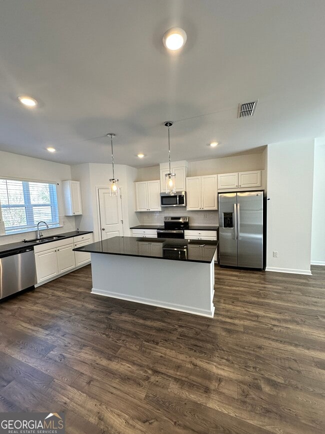 5772 Plaza Dr SE in Smyrna, GA - Building Photo - Building Photo