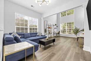 2408 Deberry Ct in Charlotte, NC - Building Photo