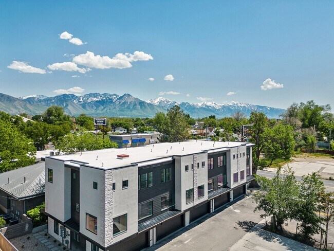 Sugarhouse Townhomes in Salt Lake City, UT - Building Photo - Building Photo