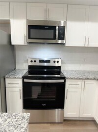 2893 White Oak Dr photo'