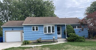 41 Castle Ct in Buffalo, NY - Building Photo