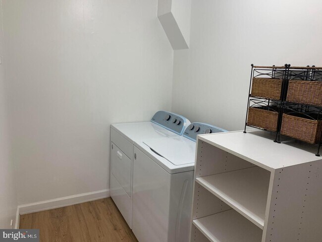 1614 S Bailey St photo'