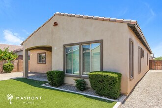 16020 W Cameron Dr in Surprise, AZ - Building Photo - Building Photo