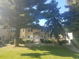 824 N 46th St in Omaha, NE - Building Photo