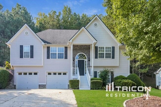 property at 107 Hearthstone Walk