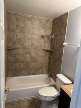 2984 Myra St, Unit 3 in Jacksonville, FL - Building Photo - Building Photo