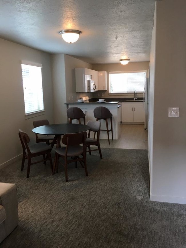 1055 W 1033 N St in Orem, UT - Building Photo - Building Photo