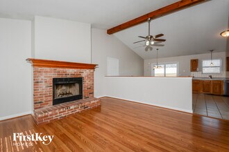 641 Autumn Oaks Dr in St. Peters, MO - Foto de edificio - Building Photo