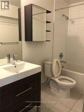 70-470 Forest Manor Rd in Toronto, ON - Building Photo - Building Photo