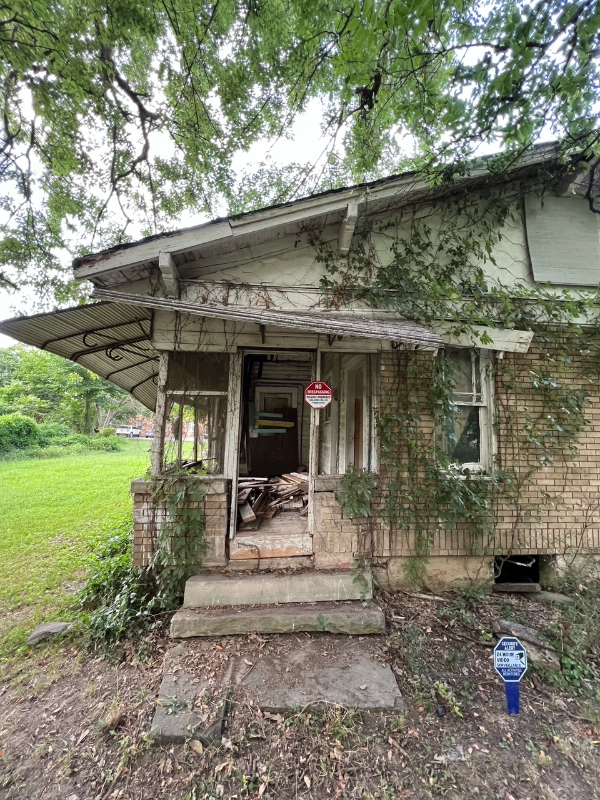1007 Walnut St in Newport, AR - Building Photo - Building Photo