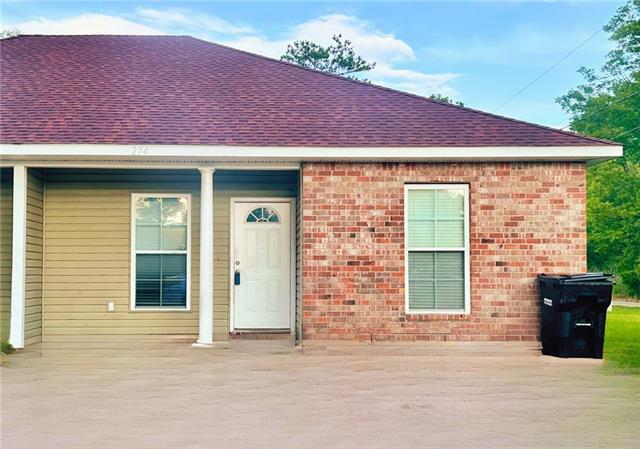 274 N 12th St in Ponchatoula, LA - Building Photo