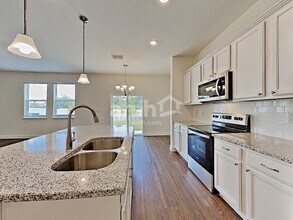 4811 Reisswood Loop in Palmetto, FL - Building Photo - Building Photo
