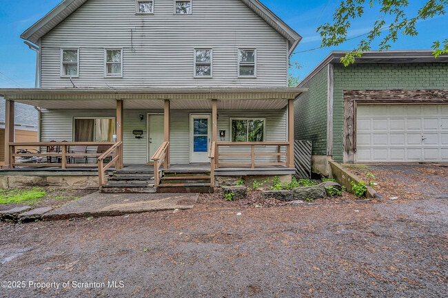 property at 516 Stipp Ct