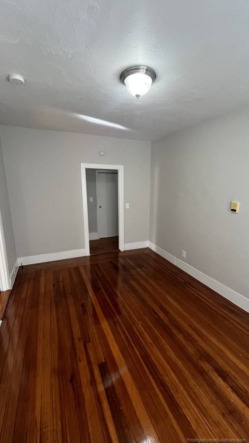 81 S Huntington Ave in Boston, MA - Building Photo - Building Photo