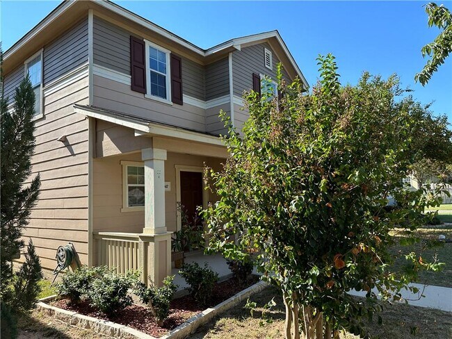 1042 Dorn in Kyle, TX - Building Photo - Building Photo