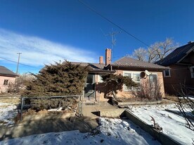 154 N Hodgeman St in Laramie, WY - Building Photo