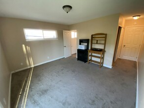 593 Venus Ave in Lompoc, CA - Building Photo - Building Photo