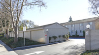 Sycamore Glen Apartments in San Jose, CA - Foto de edificio - Building Photo