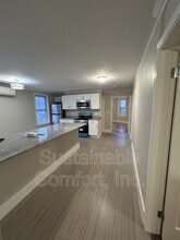 12 Creston St in Worcester, MA - Building Photo - Building Photo