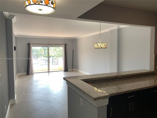 1455 N Treasure Dr in North Bay Village, FL - Building Photo - Building Photo