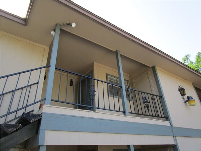 312 E 43rd St in Austin, TX - Building Photo - Building Photo