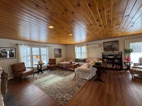 78 Stoney Fields Rd in Manchester, VT - Building Photo - Building Photo