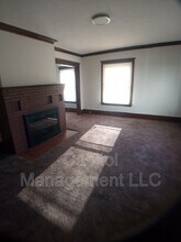 220 W Lapeer St in Lansing, MI - Building Photo - Building Photo