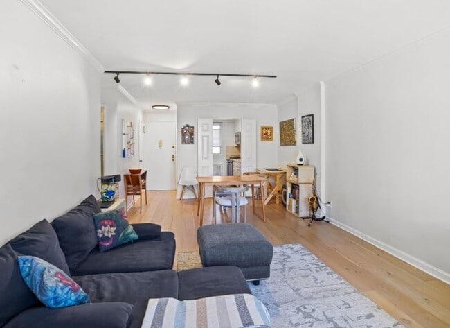 91 Strawberry Hill Ave, Unit 432 in Stamford, CT - Building Photo - Building Photo