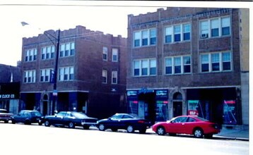 5741-5749 W Irving Park Rd in Chicago, IL - Building Photo - Building Photo