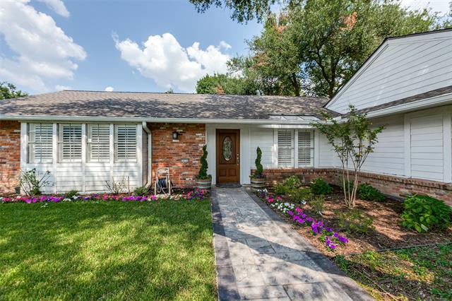 15731 Overmead Cir in Dallas, TX - Building Photo