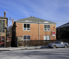 69 Keele St in Toronto, ON - Building Photo