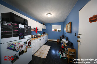 42 Westgate Rd, Unit 4 in Boston College, MA - Building Photo - Building Photo