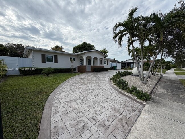 9920 Jamaica Dr in Cutler Bay, FL - Building Photo - Building Photo