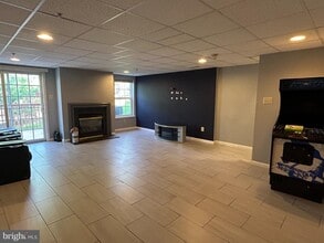 445 Fort Hill Cir in Fort Washington, PA - Building Photo - Building Photo