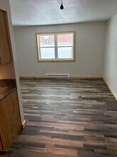 405 Short St in Lathrop, MO - Foto de edificio - Building Photo